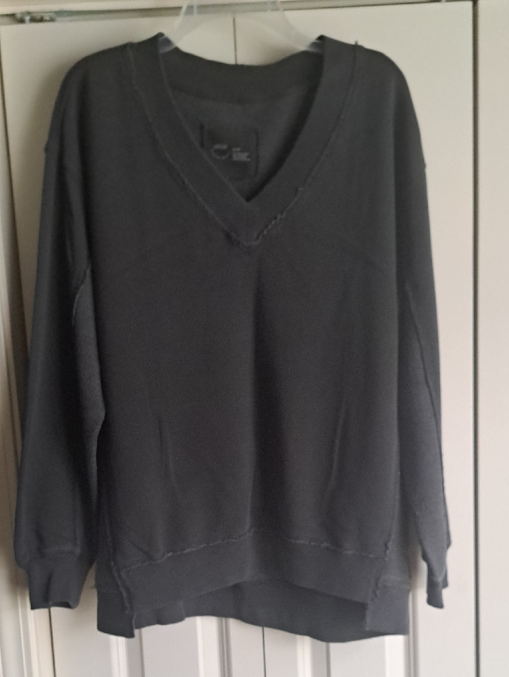 Aerie Womens V-Neck Pullover Sweater - Charcoal Black